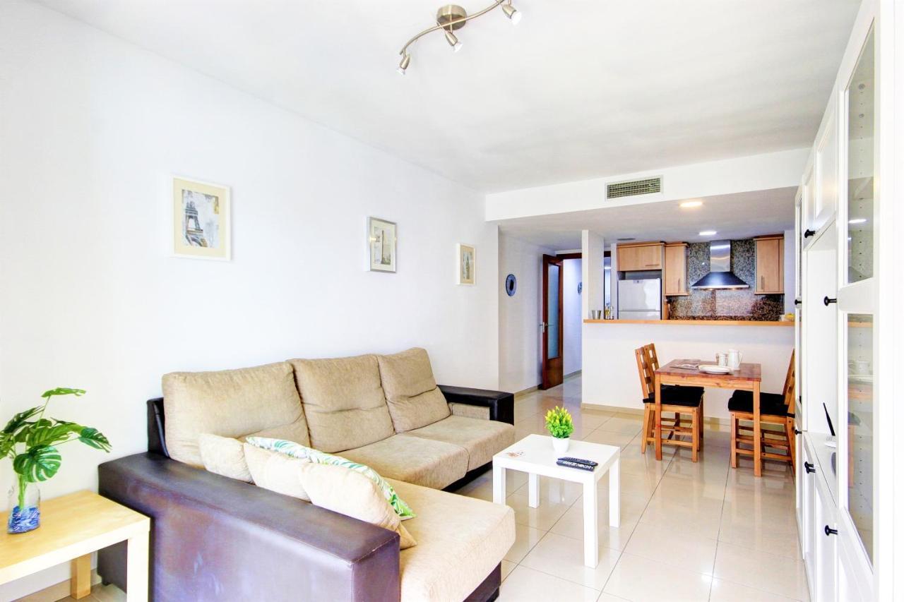 Mileni 2 2 1 1 Roses - Barneda Premium Apartment Екстериор снимка
