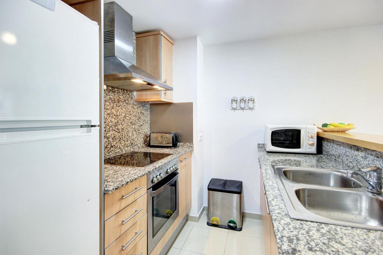 Mileni 2 2 1 1 Roses - Barneda Premium Apartment Екстериор снимка