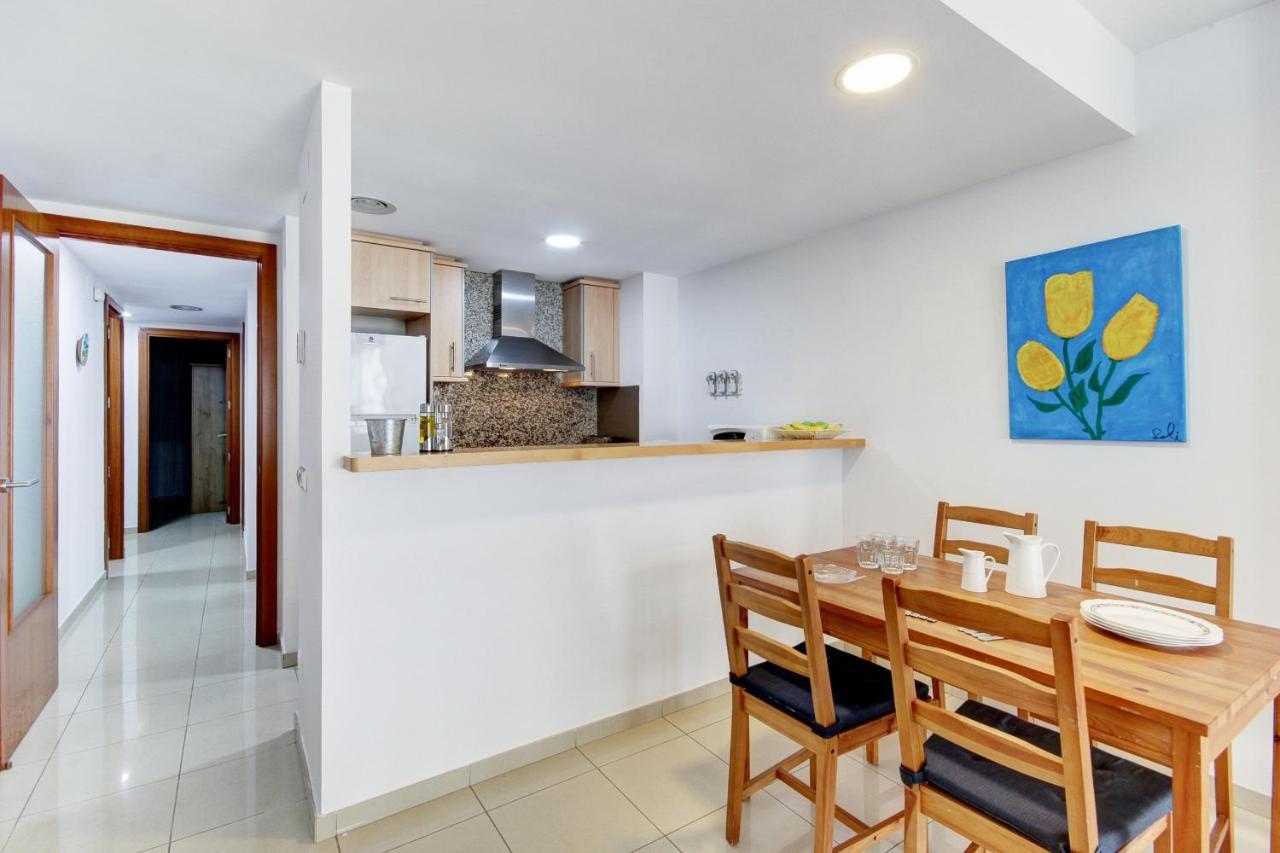 Mileni 2 2 1 1 Roses - Barneda Premium Apartment Екстериор снимка