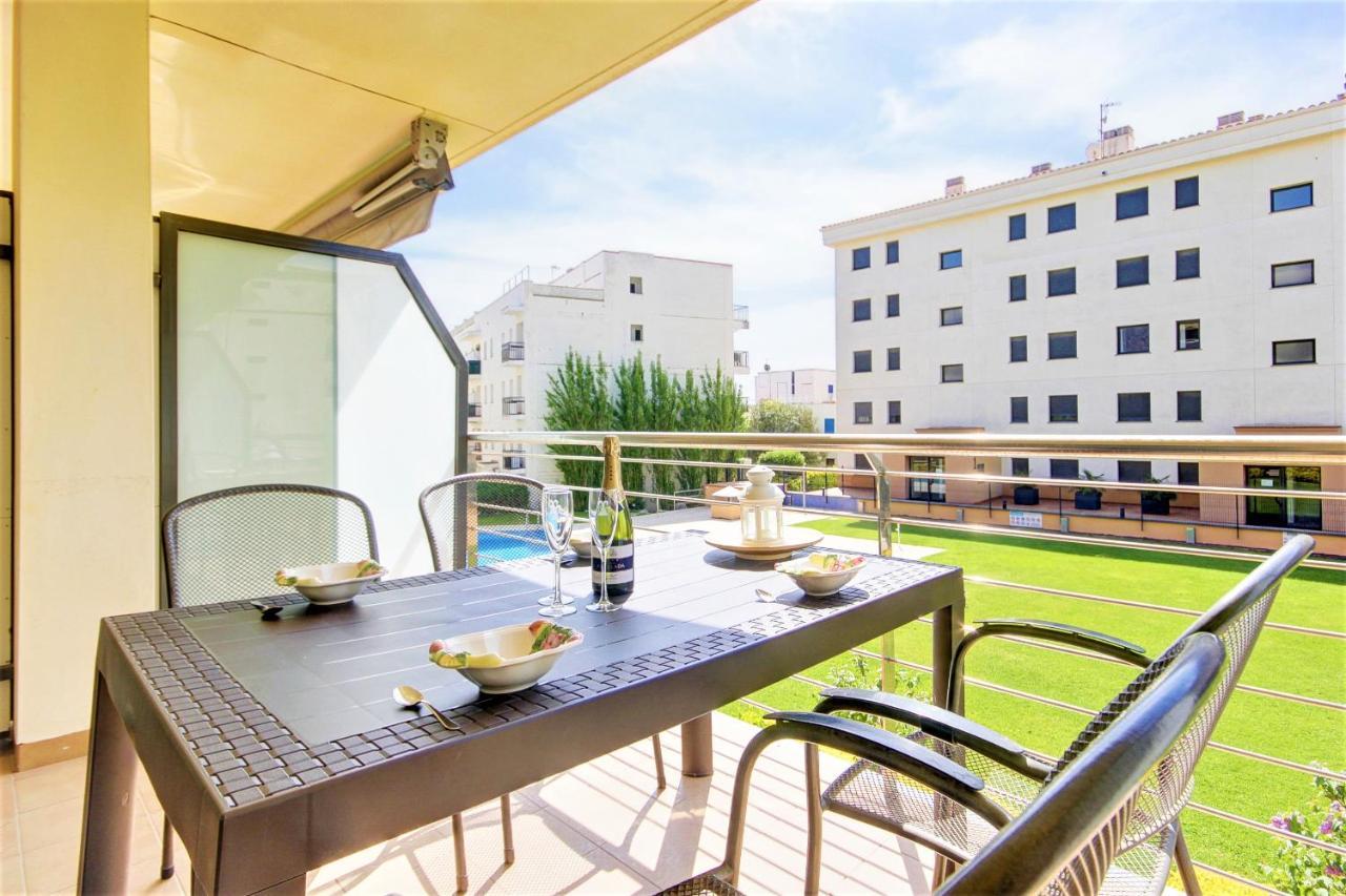 Mileni 2 2 1 1 Roses - Barneda Premium Apartment Екстериор снимка