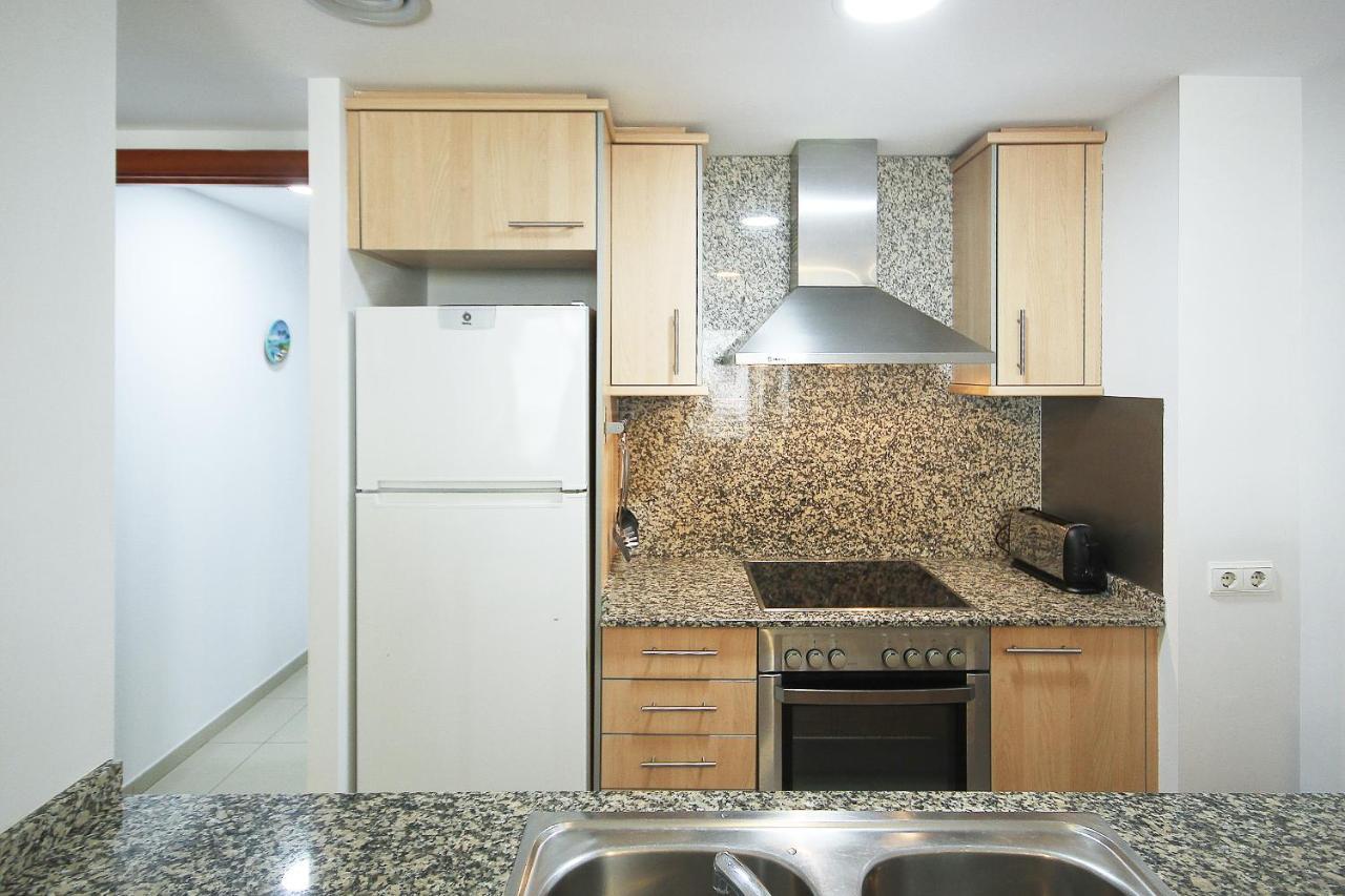 Mileni 2 2 1 1 Roses - Barneda Premium Apartment Екстериор снимка