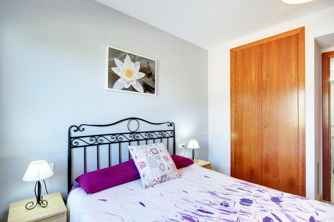 Mileni 2 2 1 1 Roses - Barneda Premium Apartment Екстериор снимка